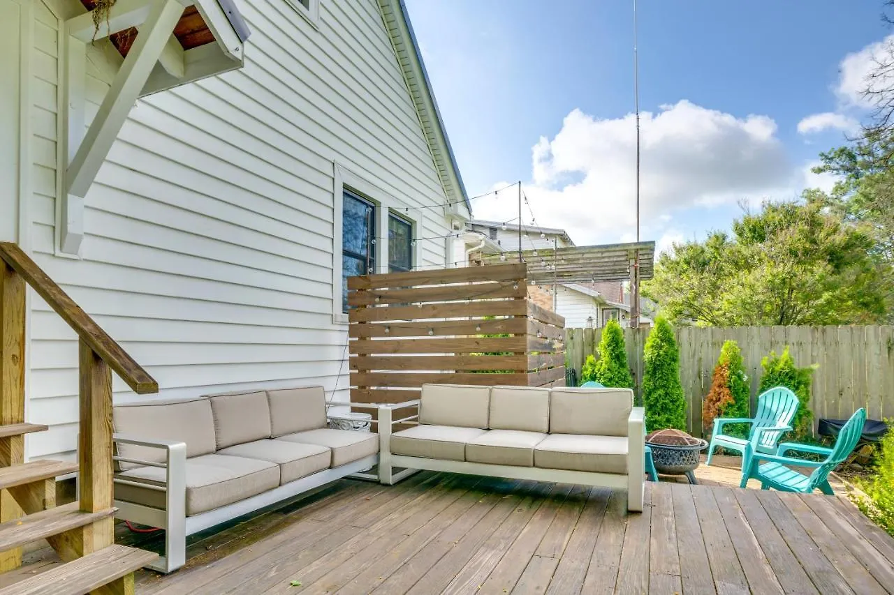 Holiday home Charming Louisville Retreat With Patio And Fireplace!
